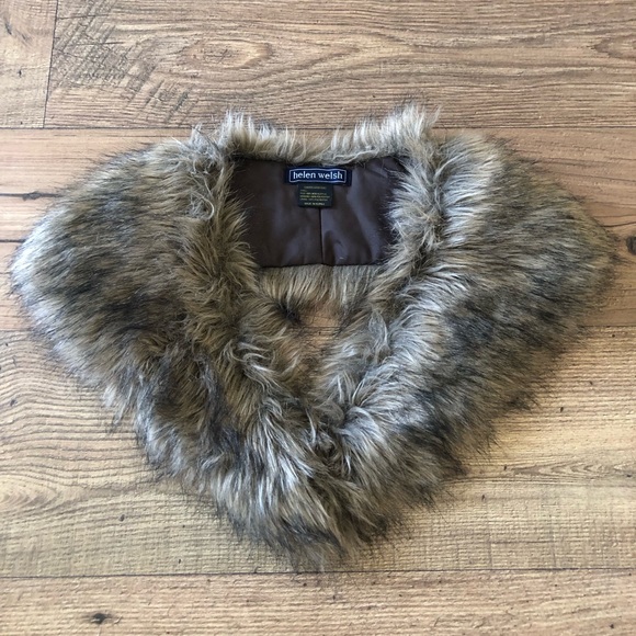 🎃3/$12🎃 Helen Welsh Faux Fur Stole - Picture 2 of 6